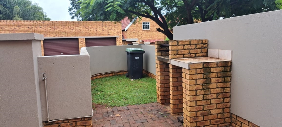 4 Bedroom Property for Sale in Safari Gardens North West